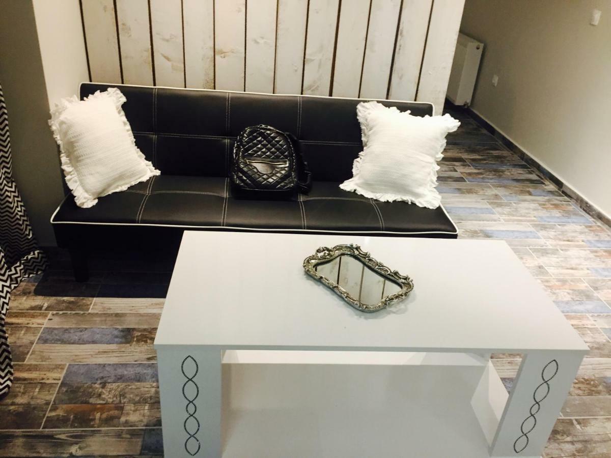 Vivian House Apartment Солун Екстериор снимка